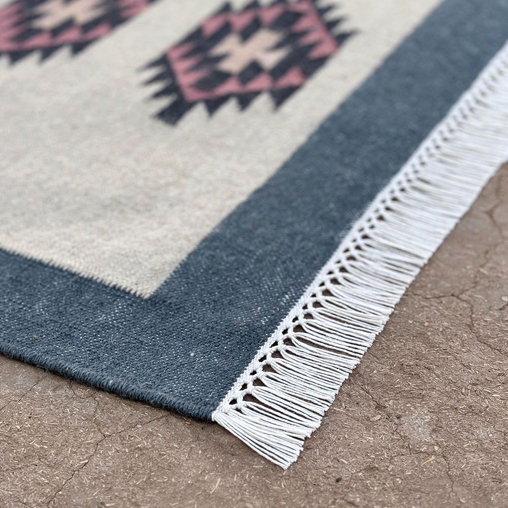 Handmade Vintage Multicolor Wool Dhurrie For Living Room